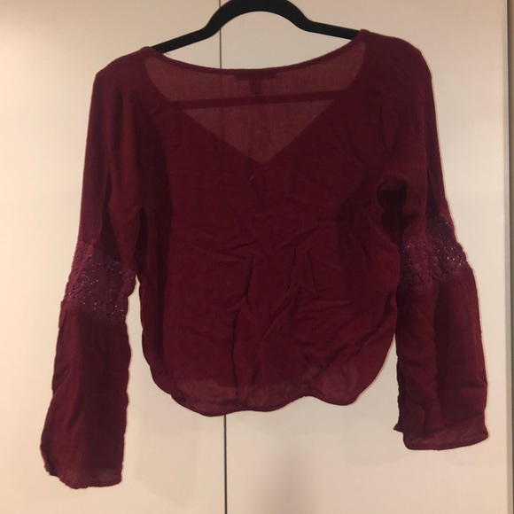 AE Cropped Shirt - Picture 4 of 4